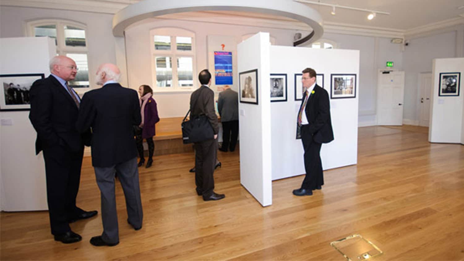 pierhead-gallery-and-feedback-kiosk