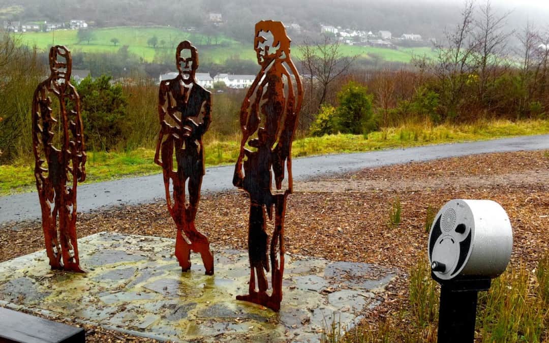 U-Turn Round – Richard Burton Trail