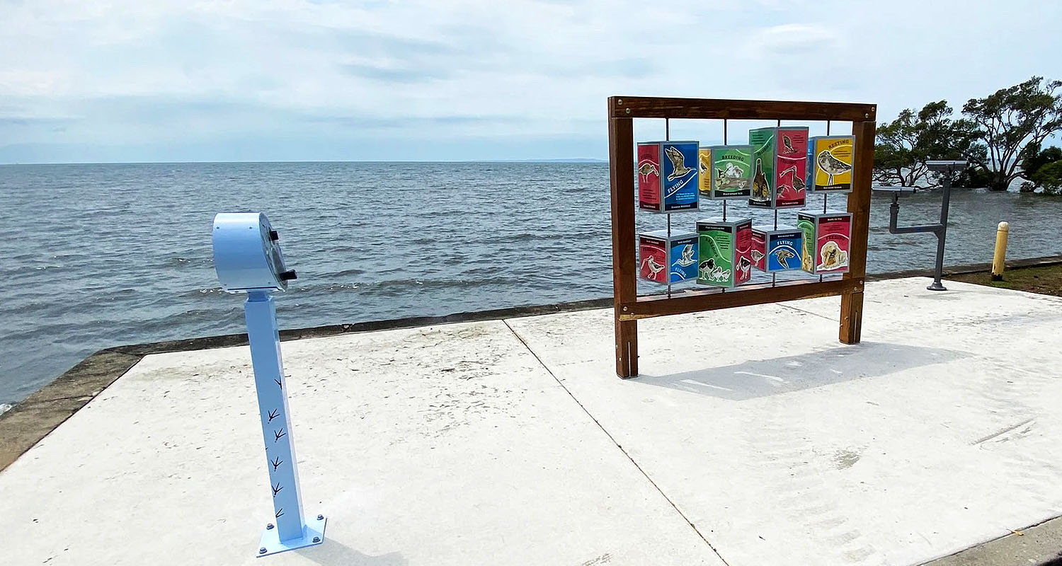Custom U-Turn alongside box spinner at Nudgee Beach