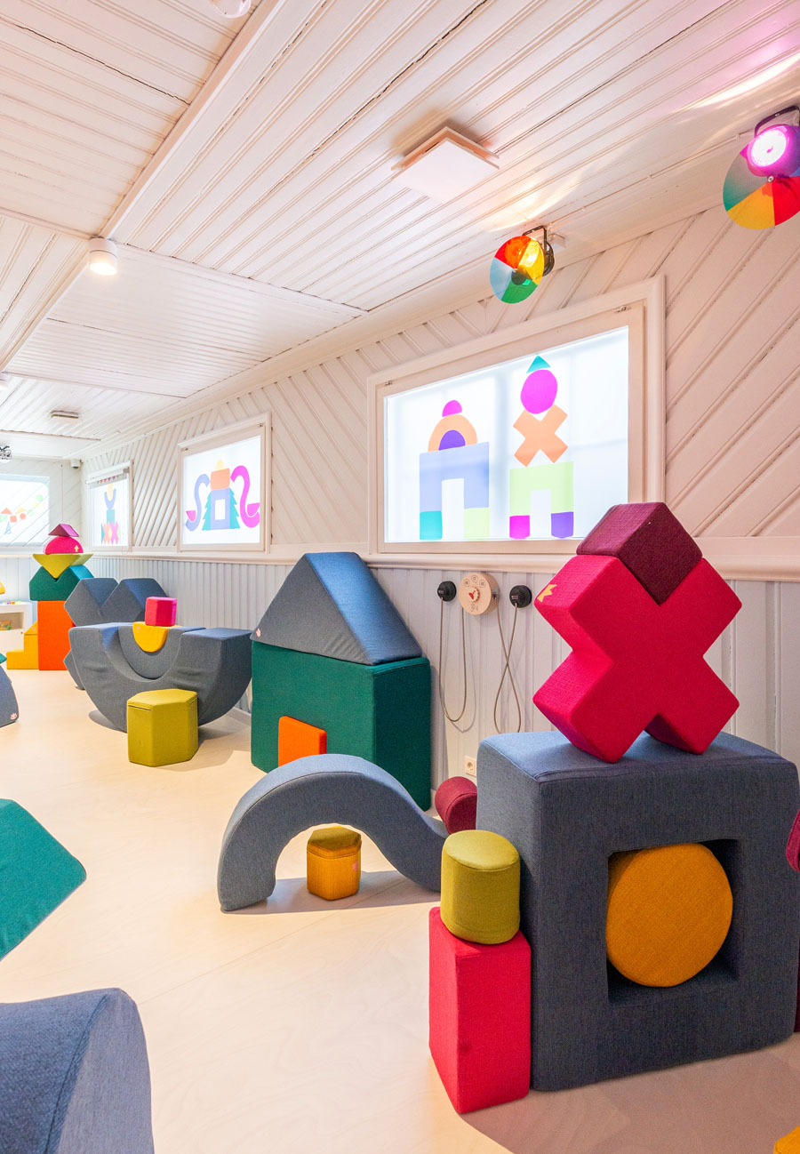 Single Cup Headphones in Children's World Spaces exhibition at Children's Museum Miiamilla (portrait)
