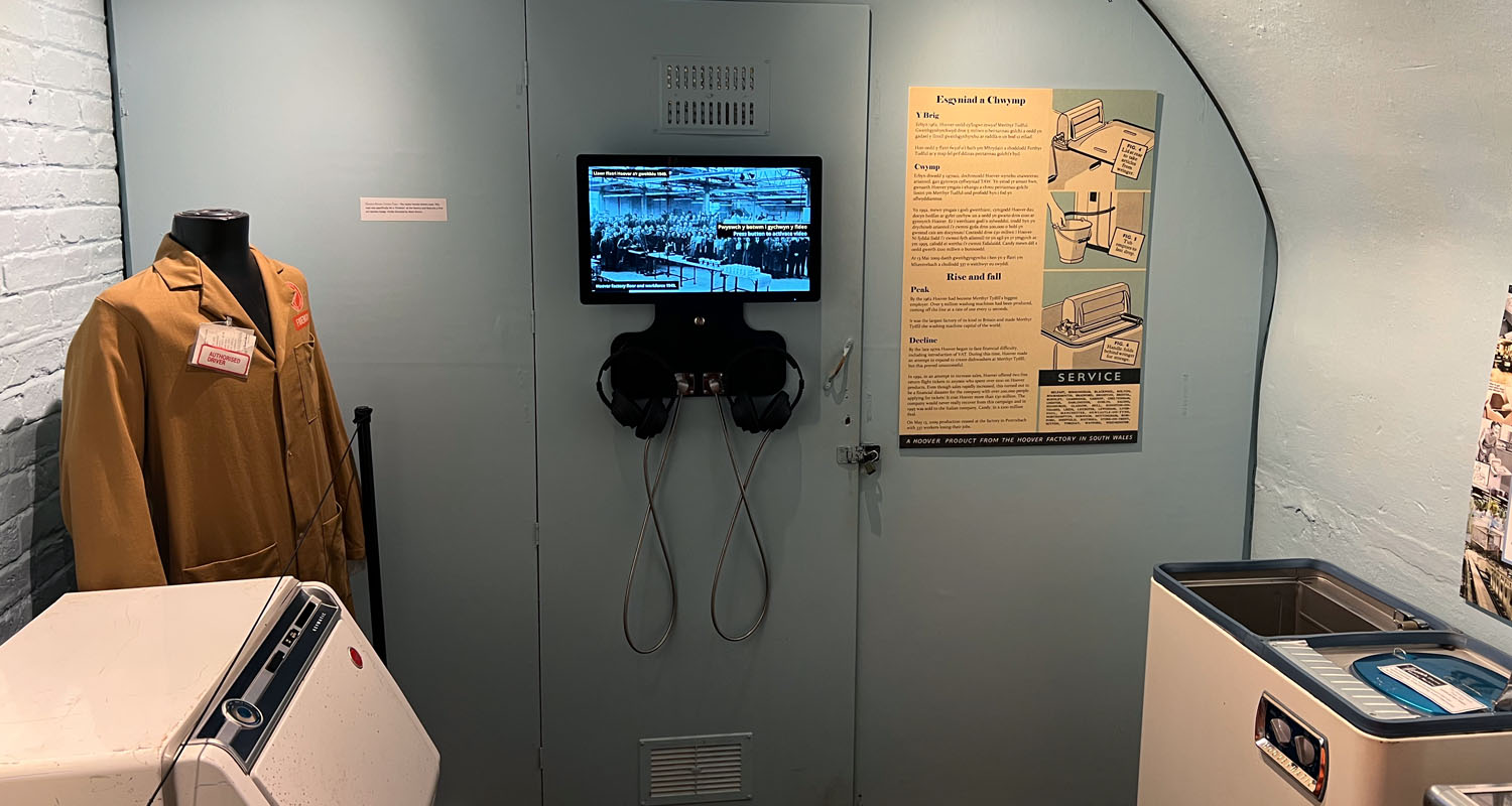 22 Inch Mediascreen with headphones in Hoover section of Cyfarthfa Castle