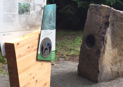Oversized U-Turn Round – Cold Heart Fairytale Trail